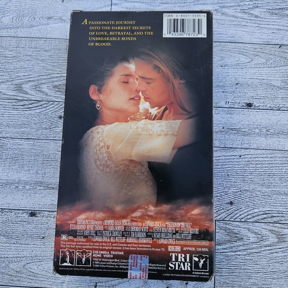 Legends of the Fall VHS Brad Pitt Anthony Hopkins Rated R Western Drama - Picture 4 of 7